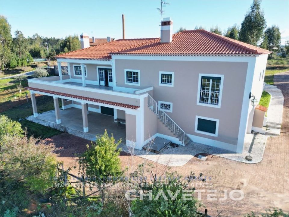 Villa em Abrantes, Santarem - foto 1