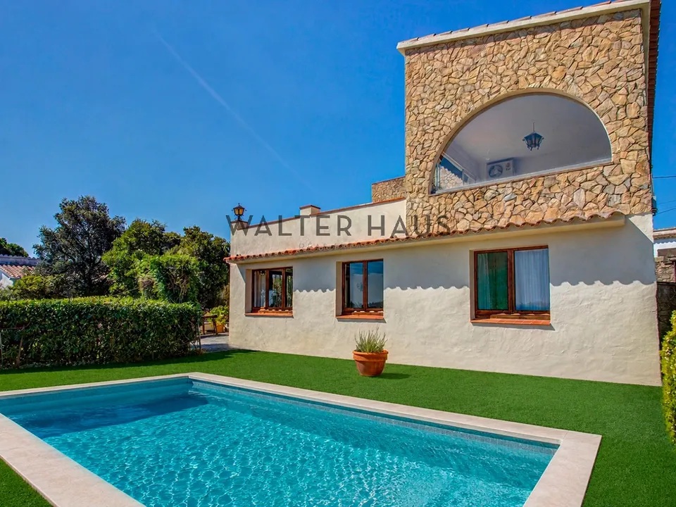Villa in Vall-Llobrega, Gerona - foto 1