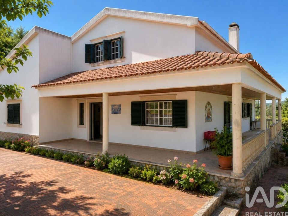 Casa de pueblo en Alenquer, Lisbon - foto 1