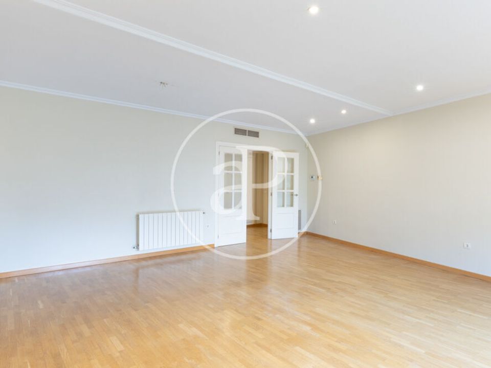 Apartment in Valencia, Valencia - photo 4
