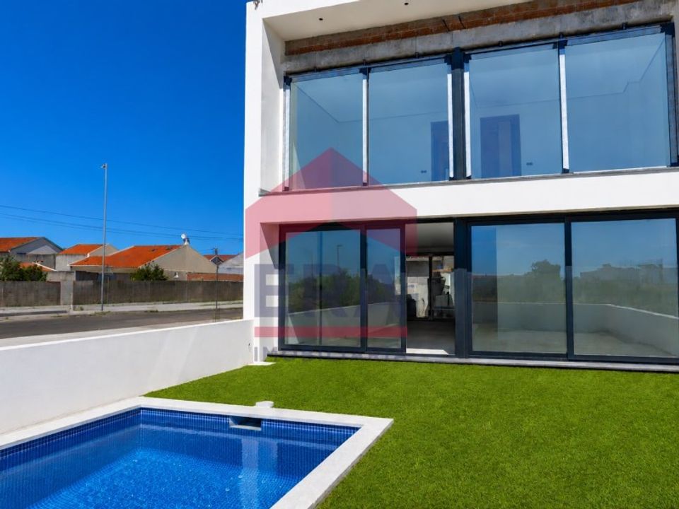 Villa em Ferrel, Leiria - foto 1
