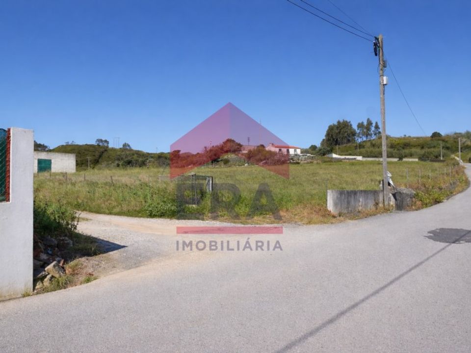 Helårsgrund i Olho Marinho, Leiria - foto 1
