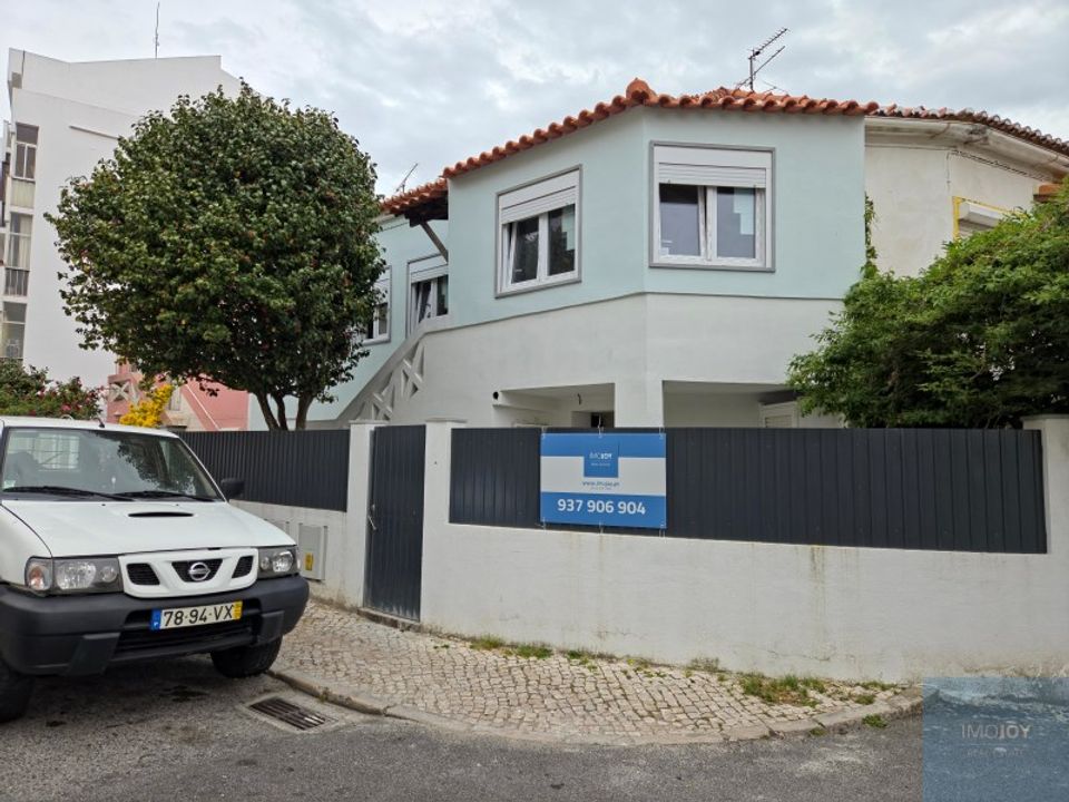 Villa - Cacem, Lisbon - photo 1