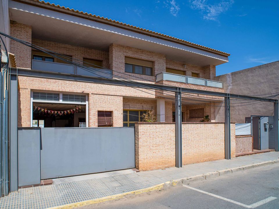 Villa en Pinoso, Alicante - foto 3