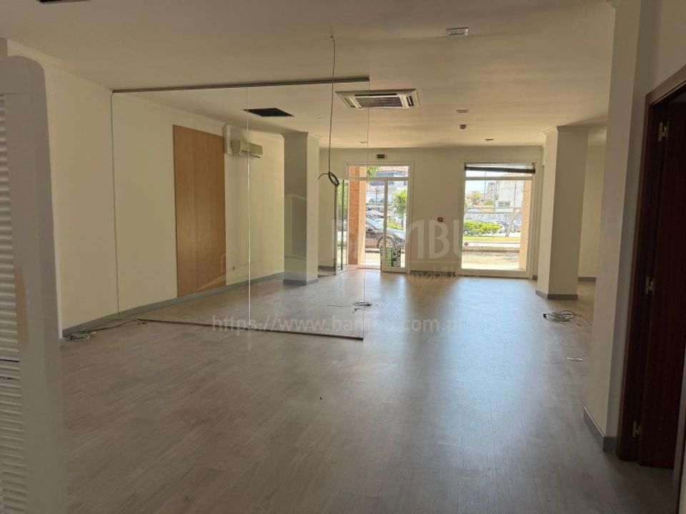 Propriedade comercial em Valenca, Viana do Castelo - foto 1