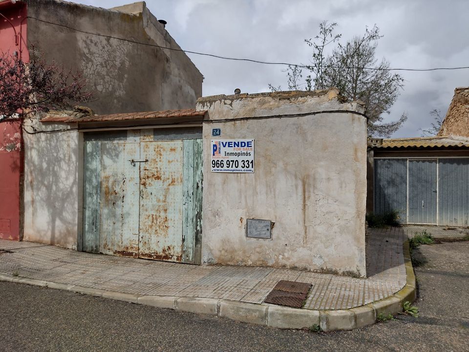 Helårsgrund i Pinoso, Alicante - foto 1