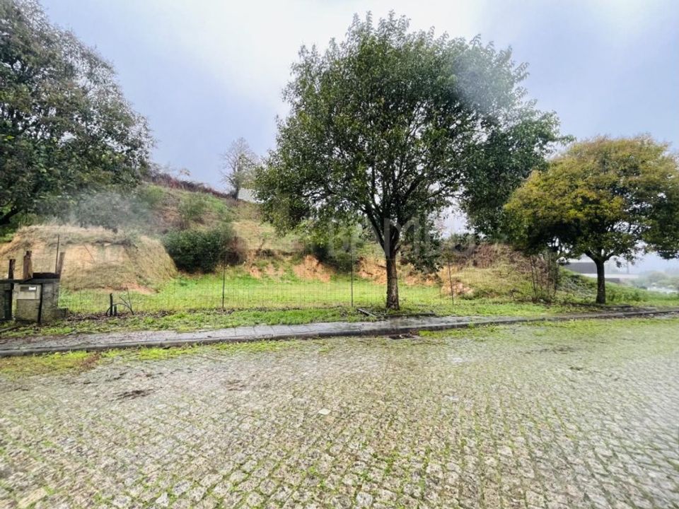 Grond in Venade e Azevedo, Viana do Castelo - foto 1