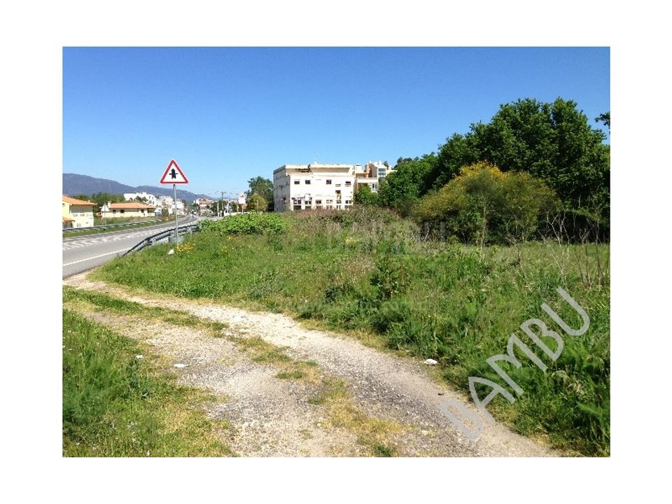 Helårsgrund i Gandra e Taiao, Viana do Castelo - foto 1