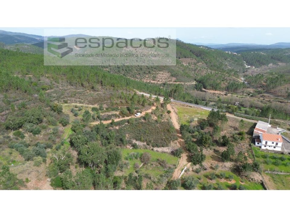 Helårsgrund i Sobreira Formosa e Alvito da Beira, Castelo Branco - foto 2
