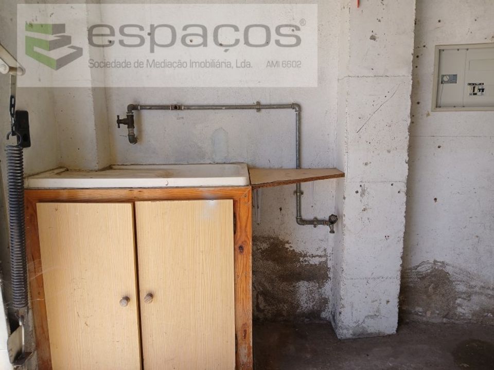 Garaje en Castelo Branco, Castelo Branco - foto 3