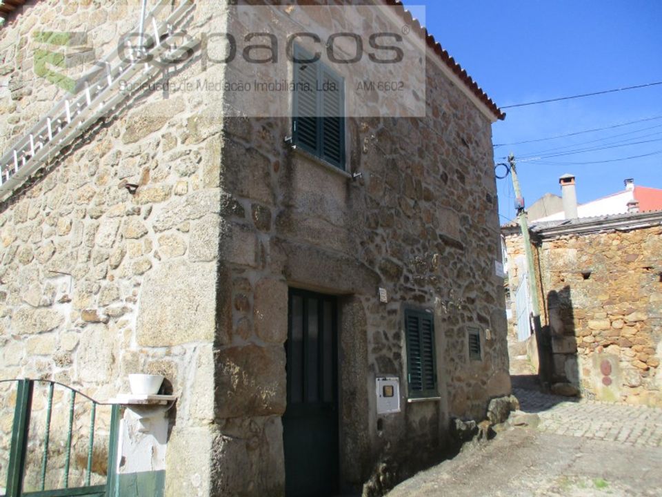 Haus in Aranhas, Castelo Branco - Foto 1