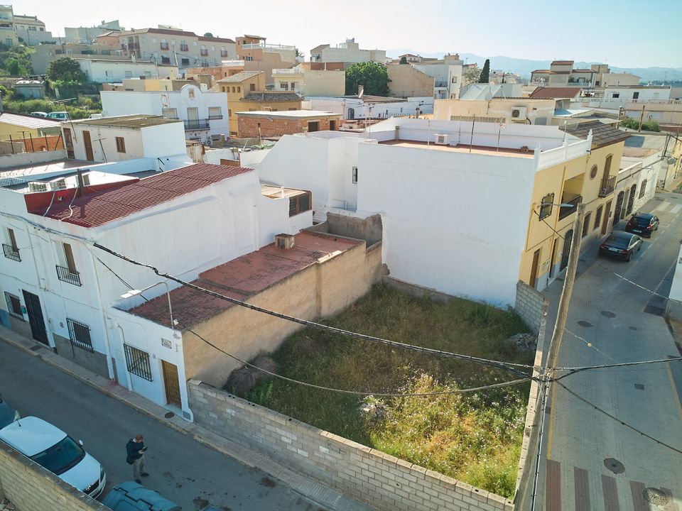 Helårsgrund i Turre, Almeria - foto 1