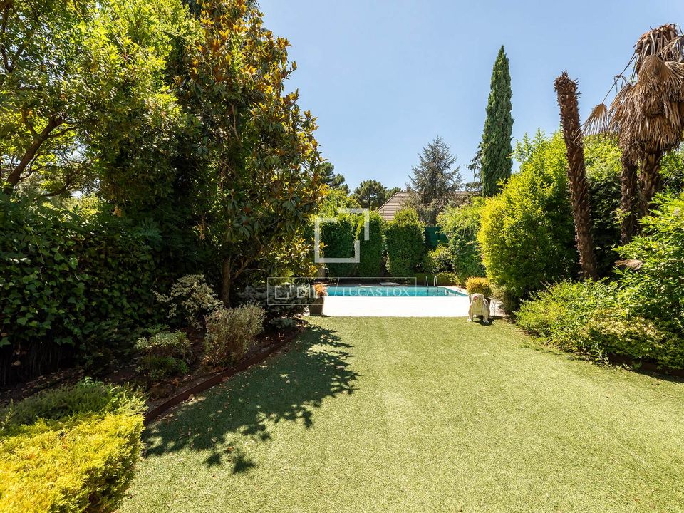 Villa i Majadahonda, Madrid - foto 1