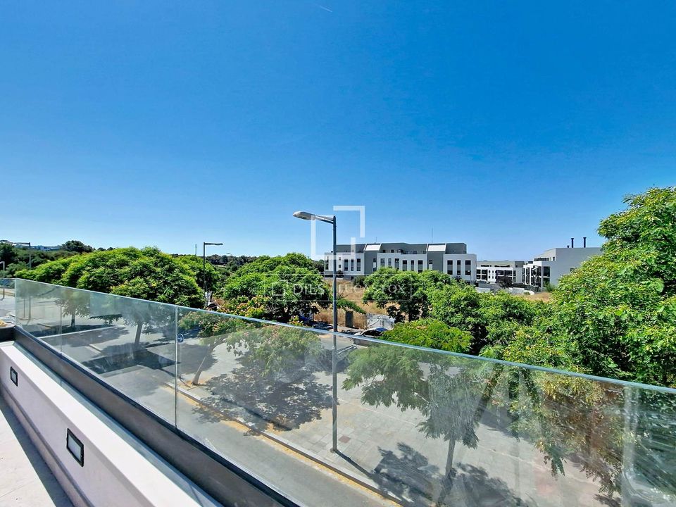 Villa in Vilanova I La Geltru, Barcelona - foto 1