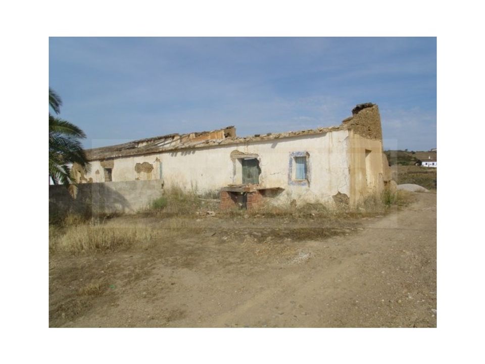 Helårsgrund i Sao Bartolomeu de Messines, Faro - foto 2