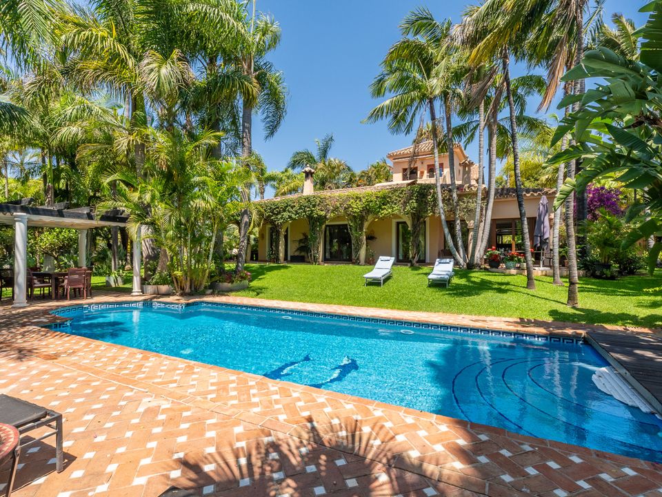 Villa in Marbella, Malaga - foto 1