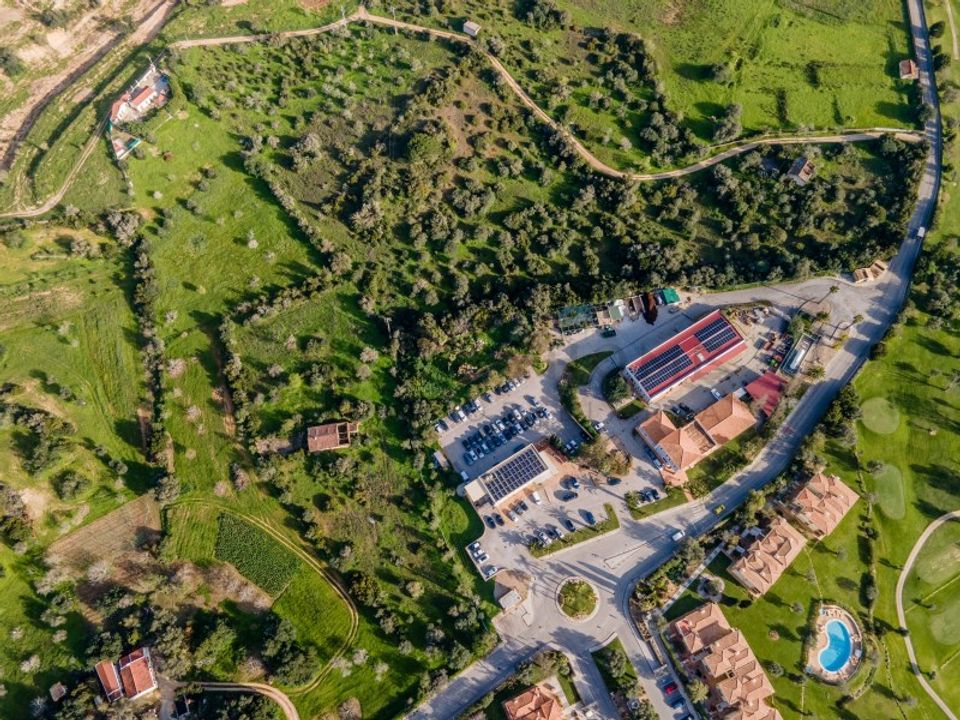 Helårsgrund i Estombar, Faro - foto 1