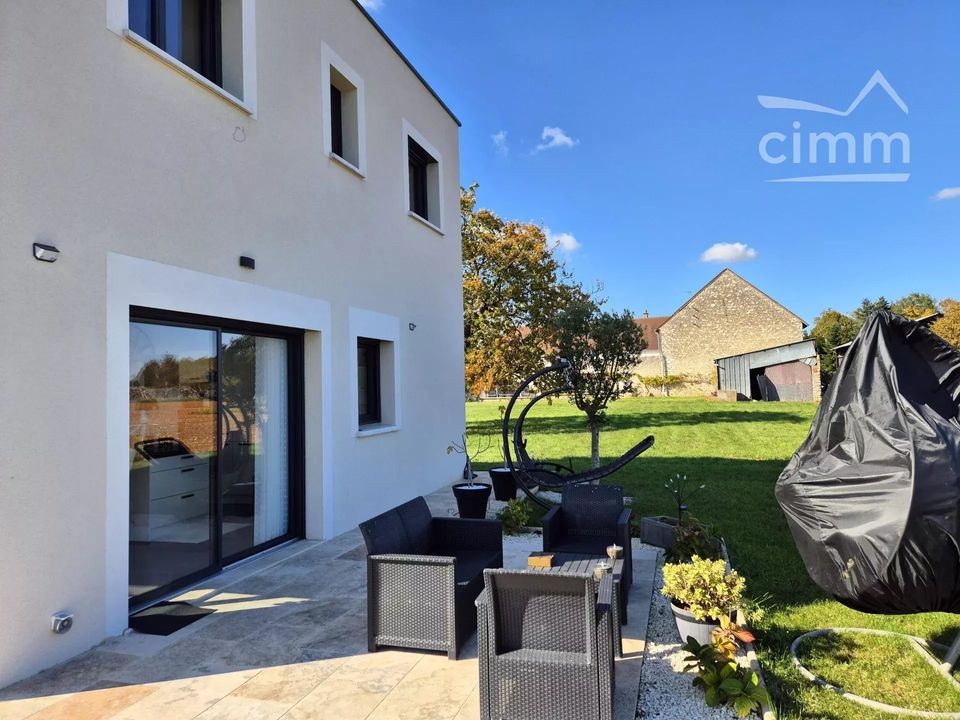 Villa a Saint-Denis-sur-Loire, Loir-et-Cher - foto 1