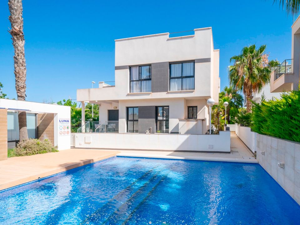 Villa i Ciudad Quesada, Alicante - foto 1
