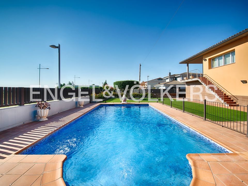 Villa i Vilamalla, Gerona - foto 4