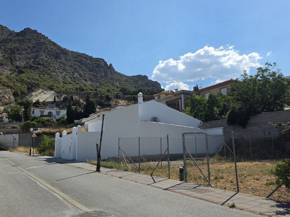 Helårsgrund i Niguelas, Granada - foto 1