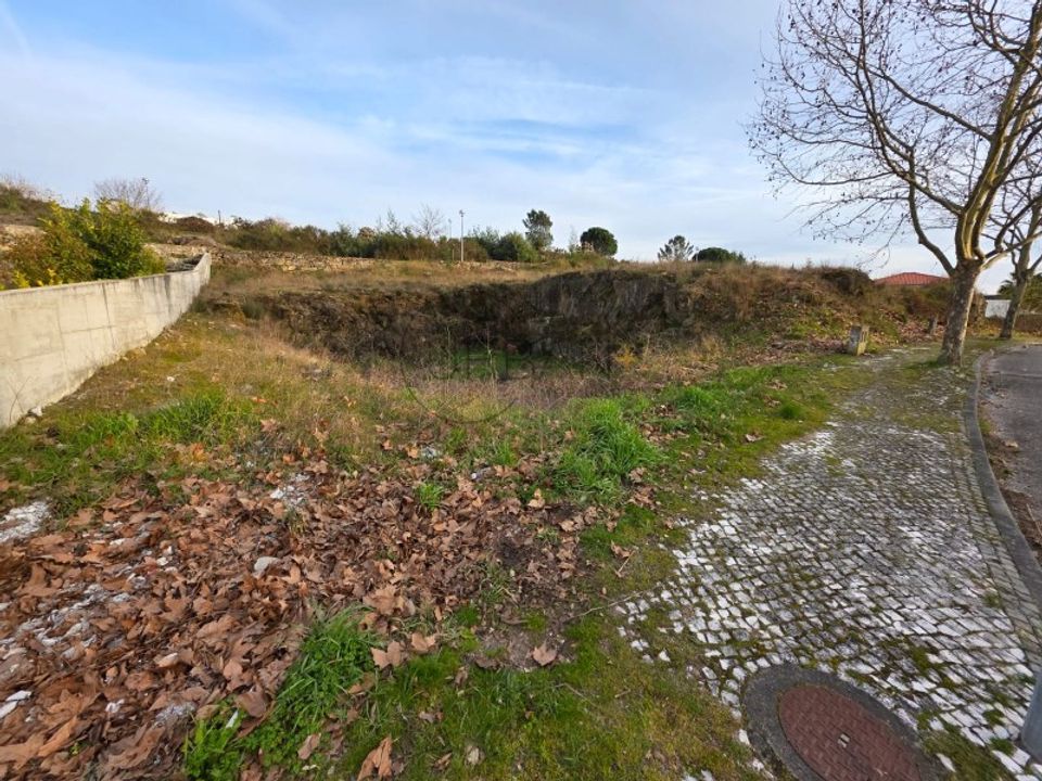 Helårsgrund i Viseu, Viseu - foto 1