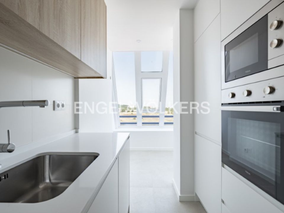 Apartment in Alges, Lisbon - photo 5