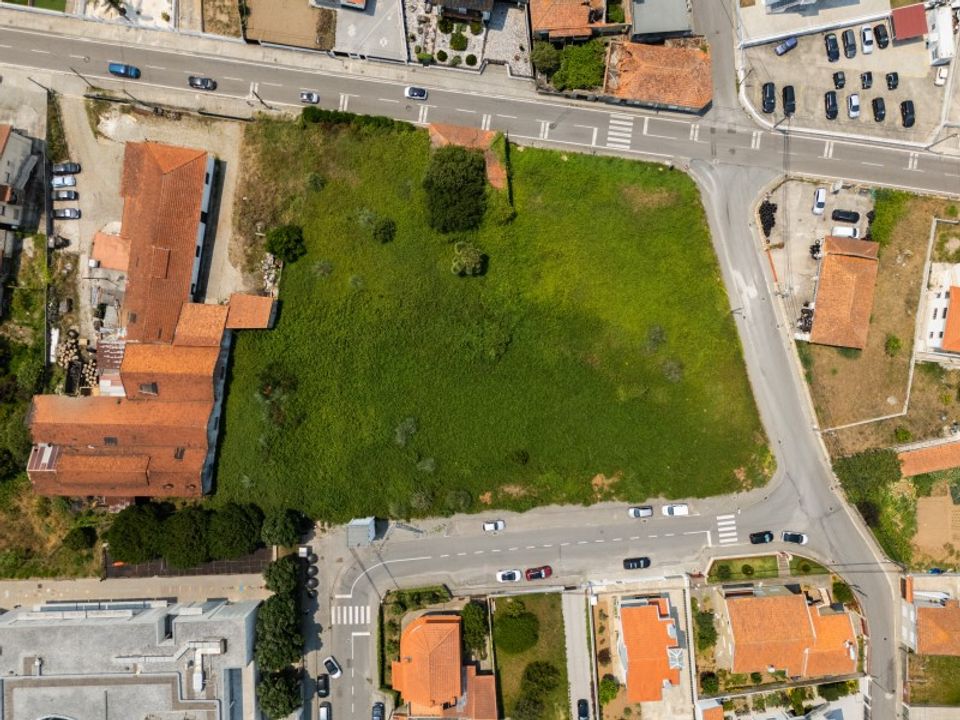 Terrain - Paramos, Aveiro - photo 3