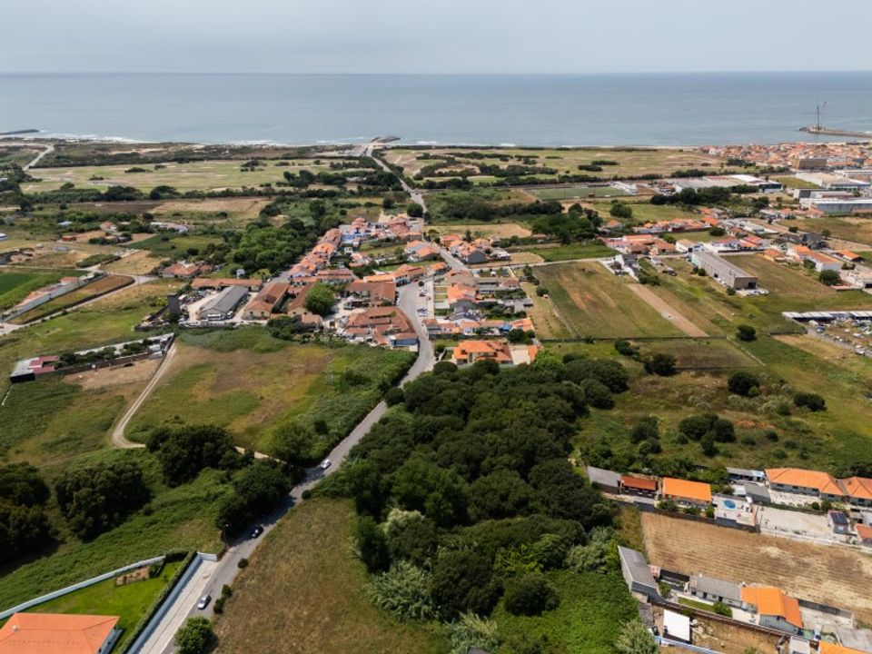 Terrain - Silvalde, Aveiro - photo 1