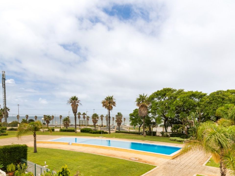 Villa in Carcavelos, Lisbon - foto 1