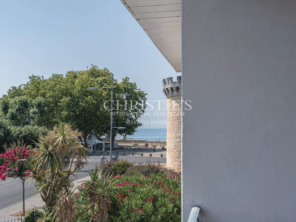 Villa in Ares, Gironde - foto 1