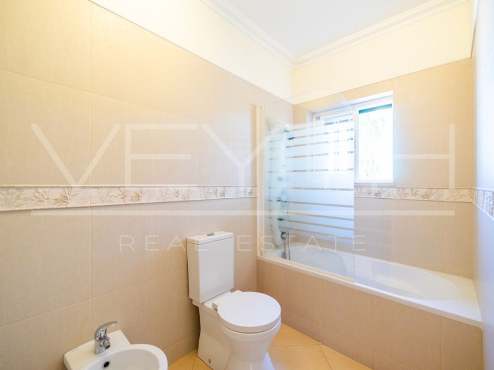 Villa - Almada, Setubal - photo 4