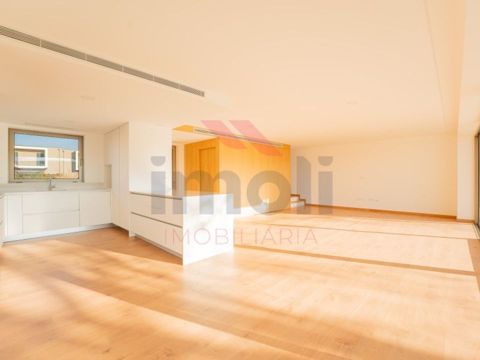 Villa i Arcos de Valdevez, Viana do Castelo - foto 1