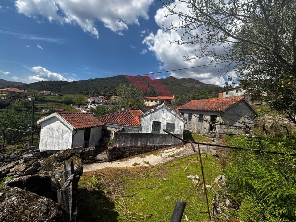 Villa i Arcos de Valdevez, Viana do Castelo - foto 1