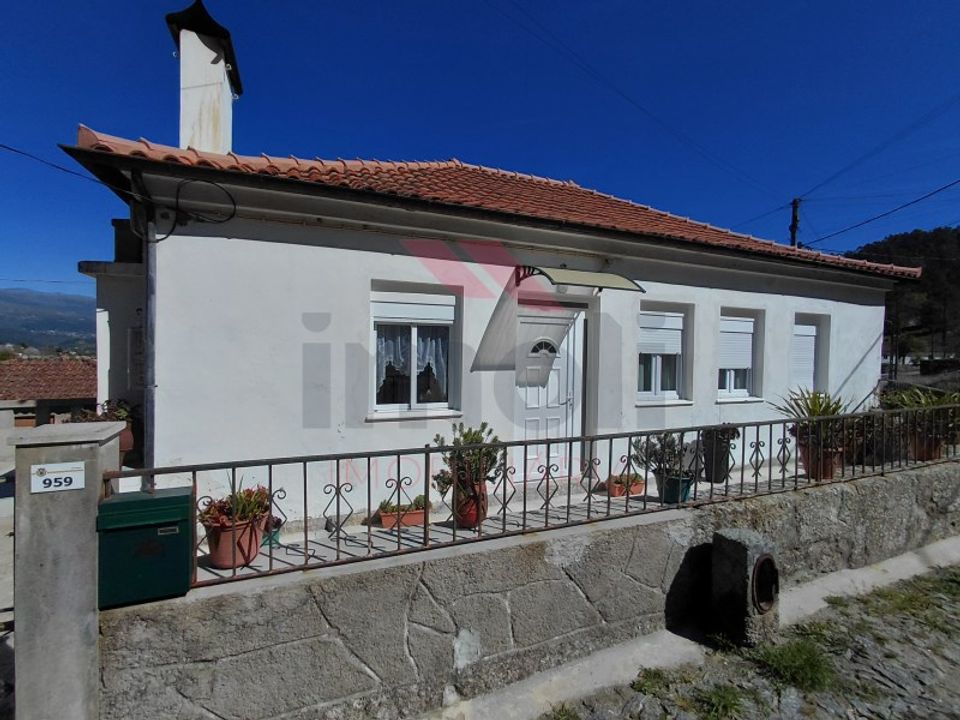 Villa i Arcos de Valdevez, Viana do Castelo - foto 1