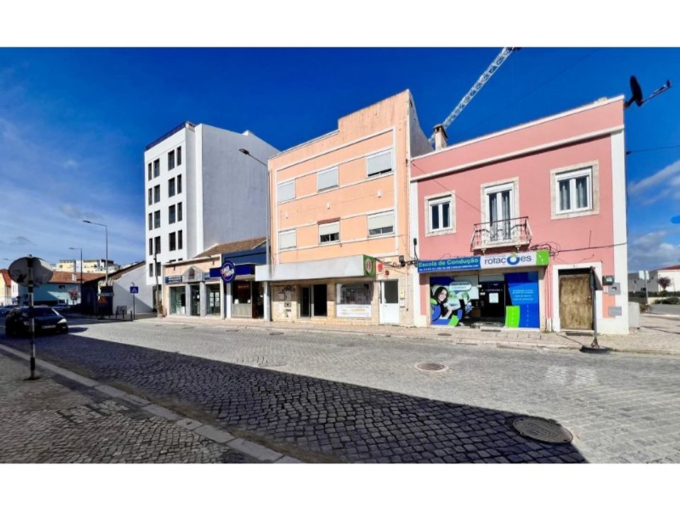 L'establiment comercial a Barreiro, Setubal - foto 3