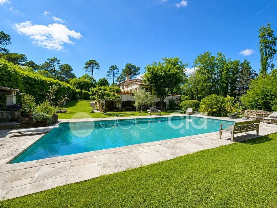 Villa i Valbonne, Alpes-Maritimes - foto 1