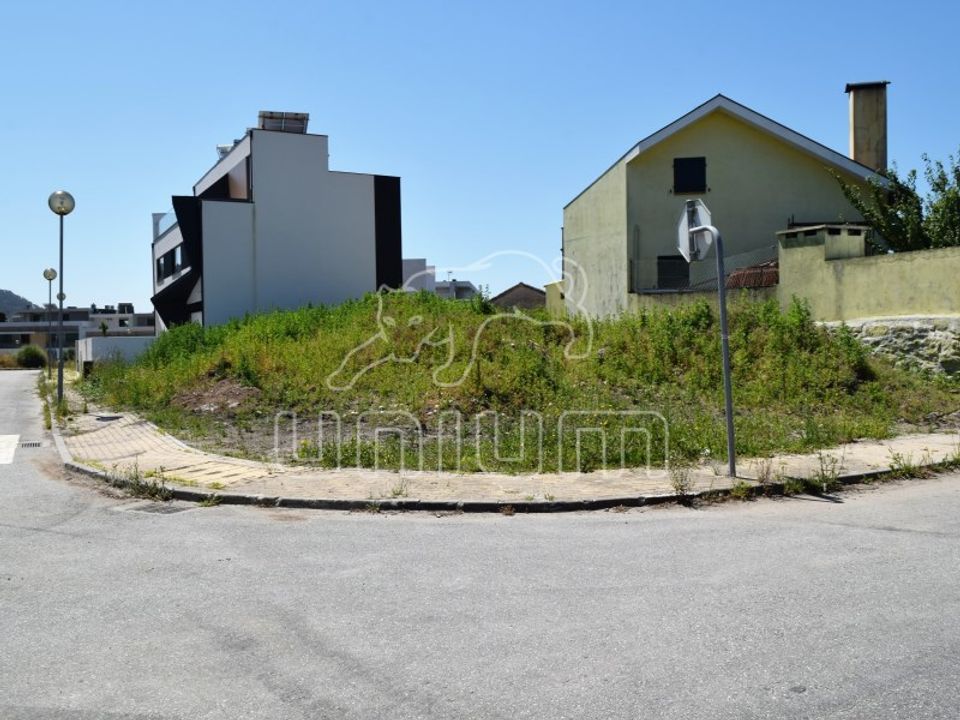 Grond in Areosa, Viana do Castelo - foto 1