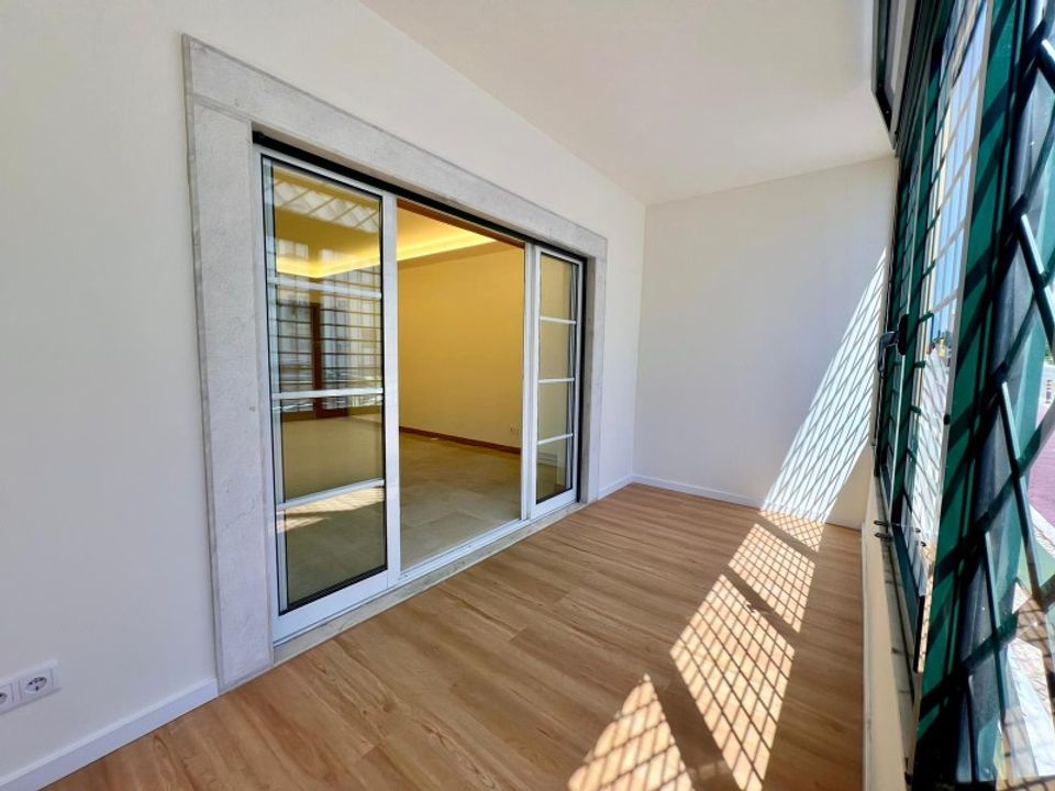 Apartment in Carcavelos, Lisbon - photo 5