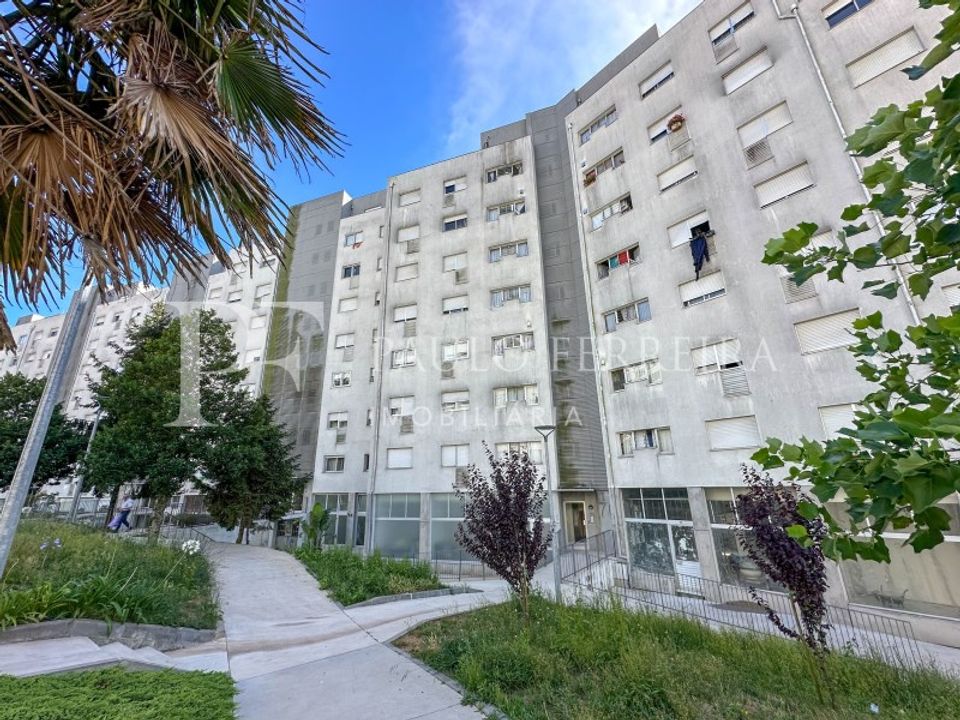 Apartamento en Vilar de Andorinho, Porto - foto 1