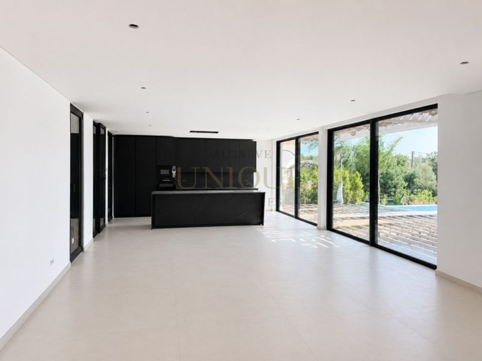 Villa i Mexilhoeira Grande, Faro - foto 2