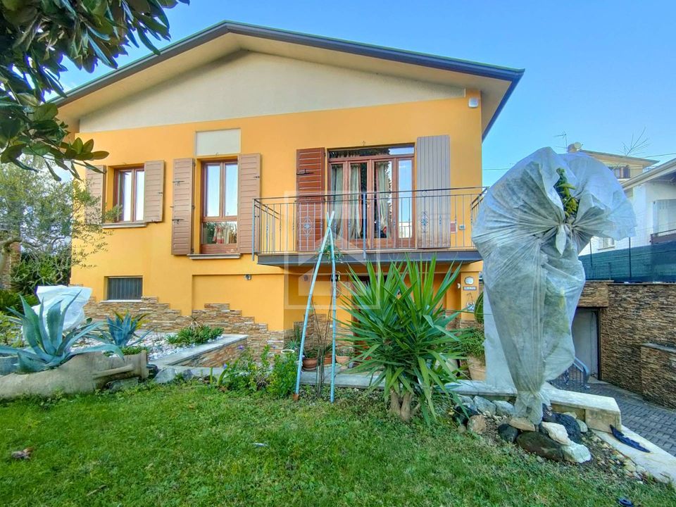 Villa i Roe Volciano, Brescia - foto 1