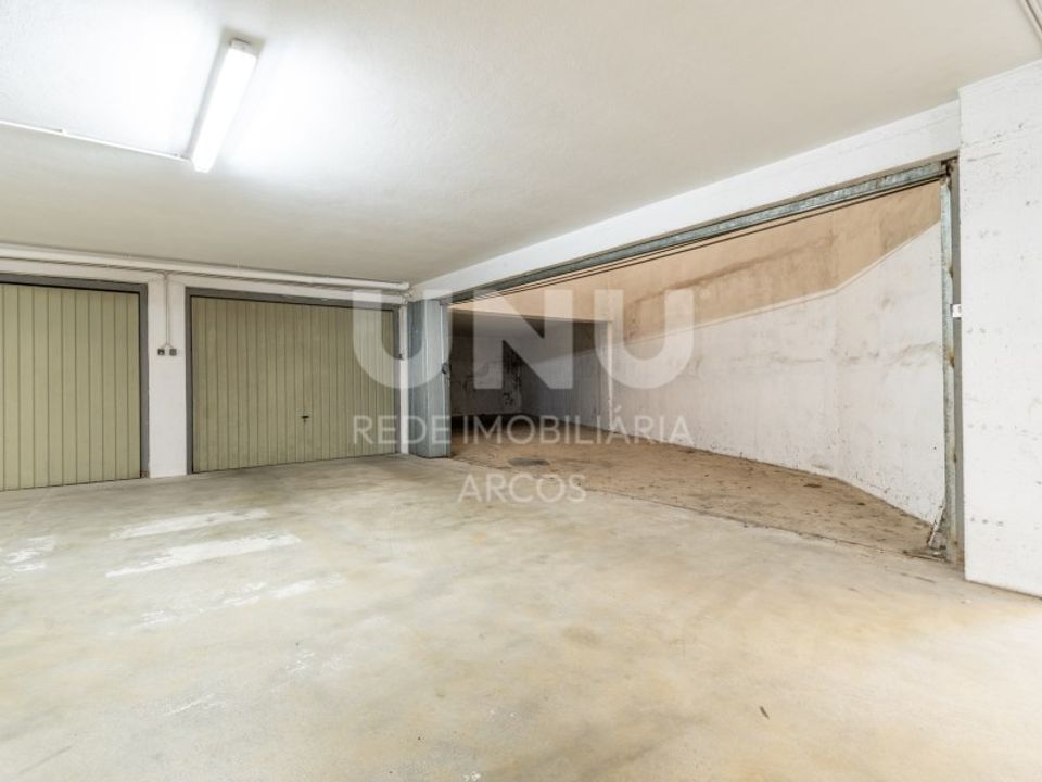 Garage i Arcos de Valdevez, Viana do Castelo - foto 1