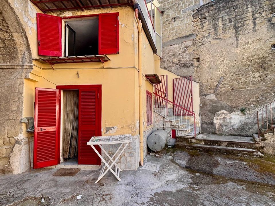 Leilighet i Sant'Antimo, Naples - bilde 1