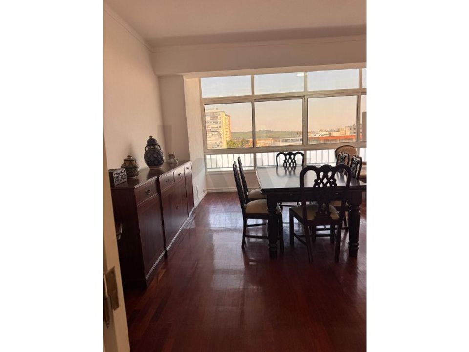 Apartment in Carnaxide, Lisbon - photo 4