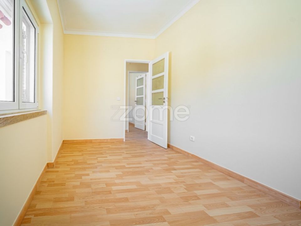 Apartment in Carnaxide, Lisbon - photo 5