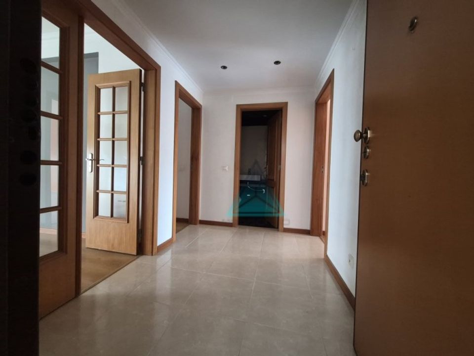 Lejlighed i Laranjeiro, Setubal - foto 1