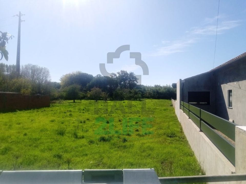 Helårsgrund i Marinha Grande, Leiria - foto 1