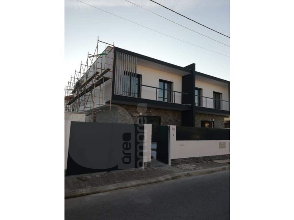 Byhus i Fernao Ferro, Setubal - foto 1