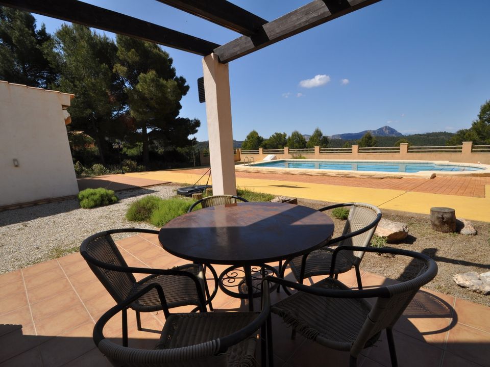Villa en Castalla, Alicante - foto 3